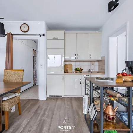 Sydvind 8408 Marina *